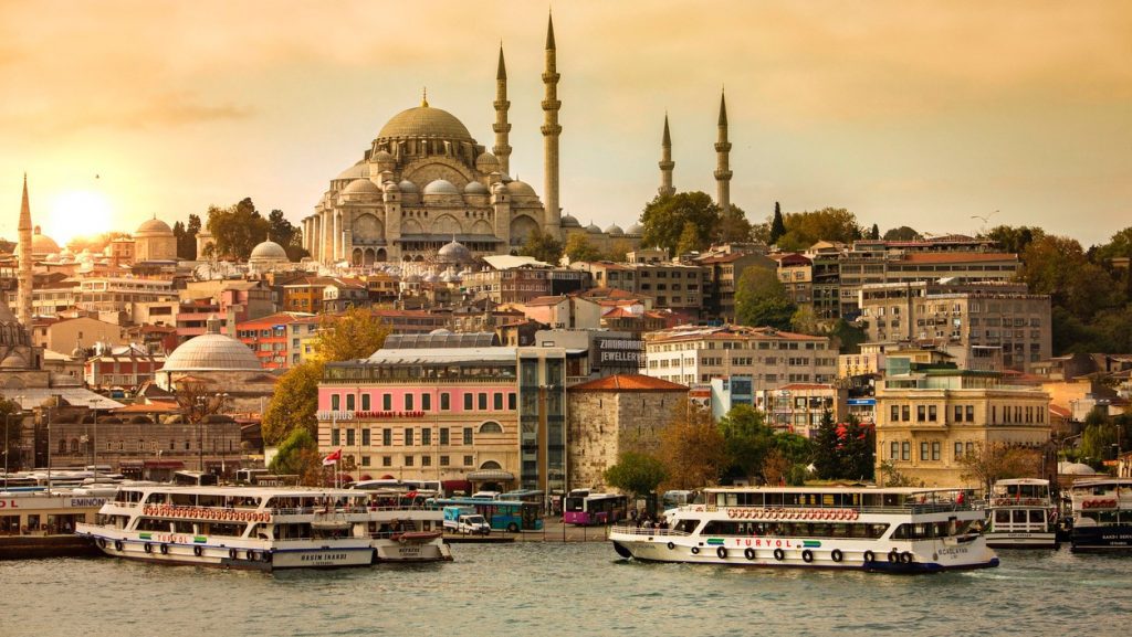 Exploring Turkey: Istanbul and Its Enchanting Surroundings